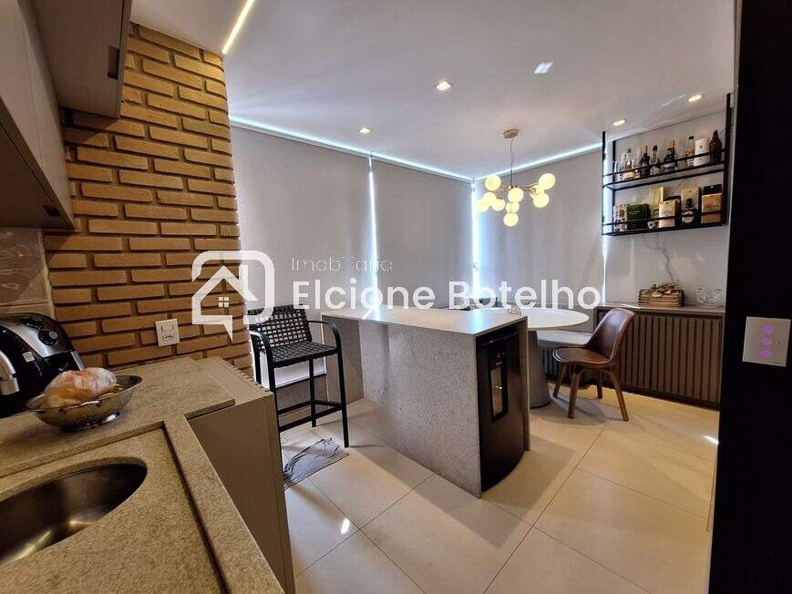 Apartamento à venda no CUSTODIO PEREIRA: 