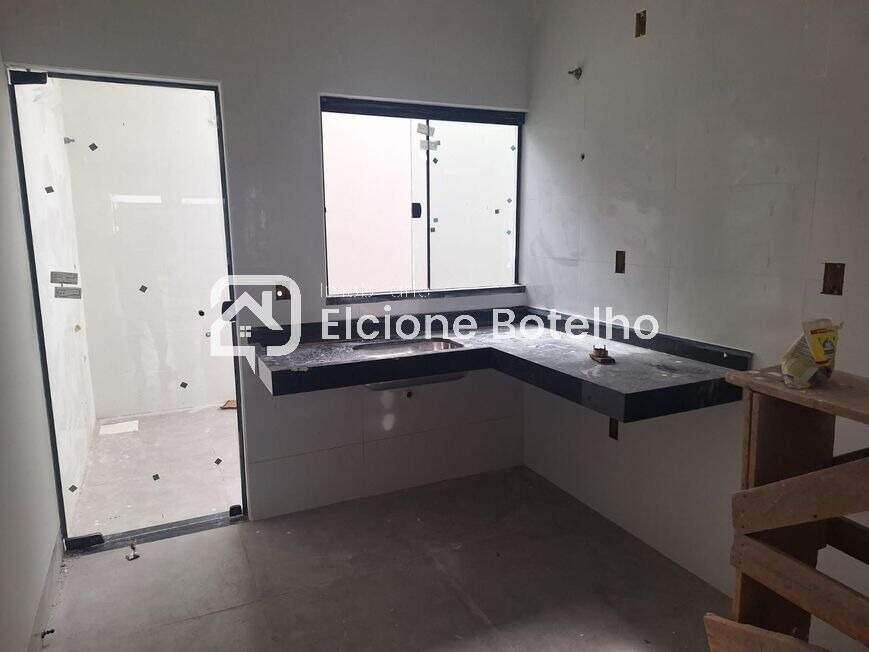 Casa à venda no PLANALTO: 