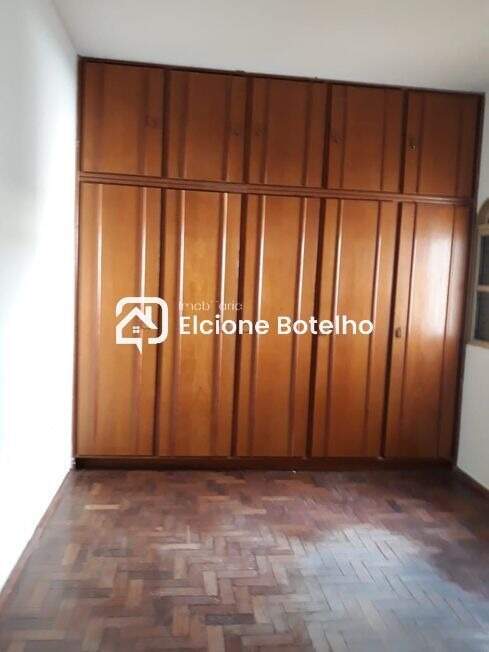 Casa Comercial à venda no NOSSA SENHORA APARECIDA: 