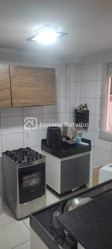 Apartamento à venda no CHACARAS TUBALINA E QUARTEL: 