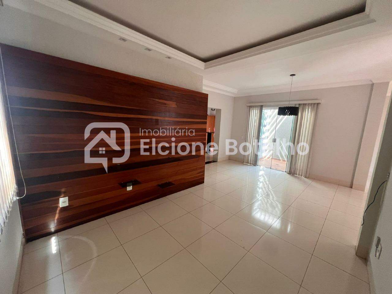 Casa à venda no ALTO UMUARAMA: 