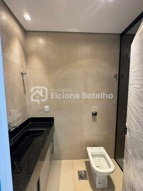 Casa à venda no DONA ZULMIRA: 