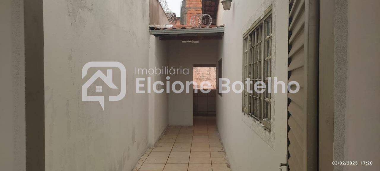 Casa à venda no JARDIM PATRICIA: 