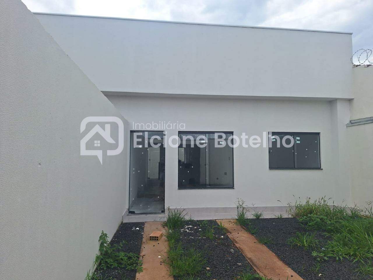 Casa à venda no PLANALTO: 