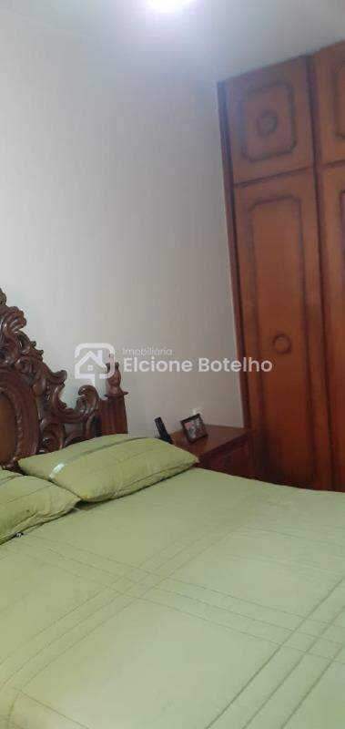 Casa à venda no OSVALDO REZENDE: 
