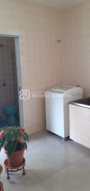 Casa à venda no OSVALDO REZENDE: 