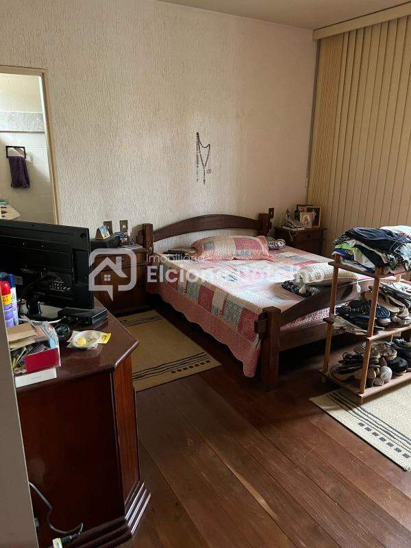Casa à venda no VIGILATO PEREIRA: 