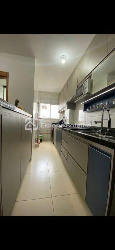Apartamento à venda no MARTINS: 