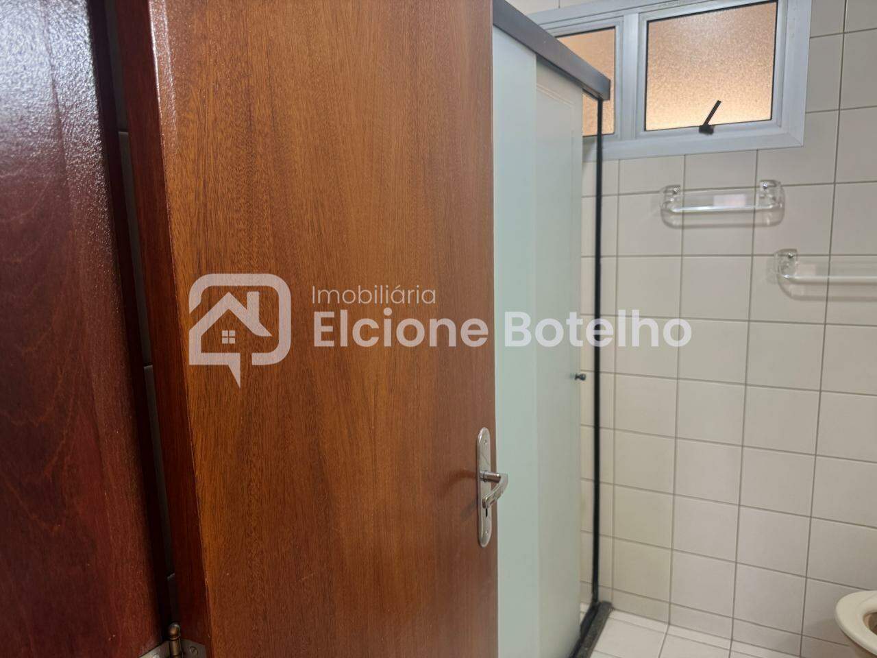 Apartamento à venda no OSVALDO REZENDE: 