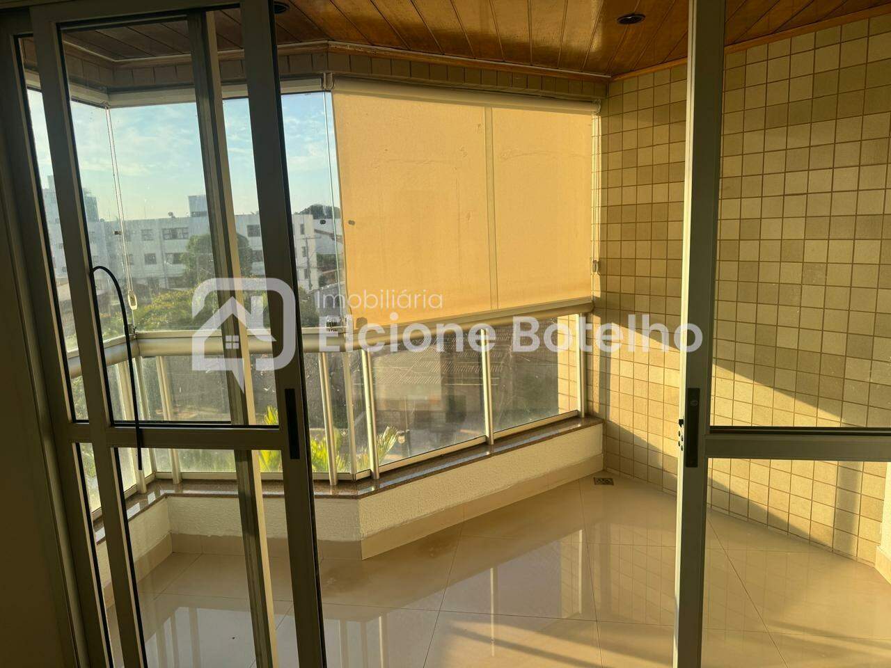 Apartamento à venda no OSVALDO REZENDE: 