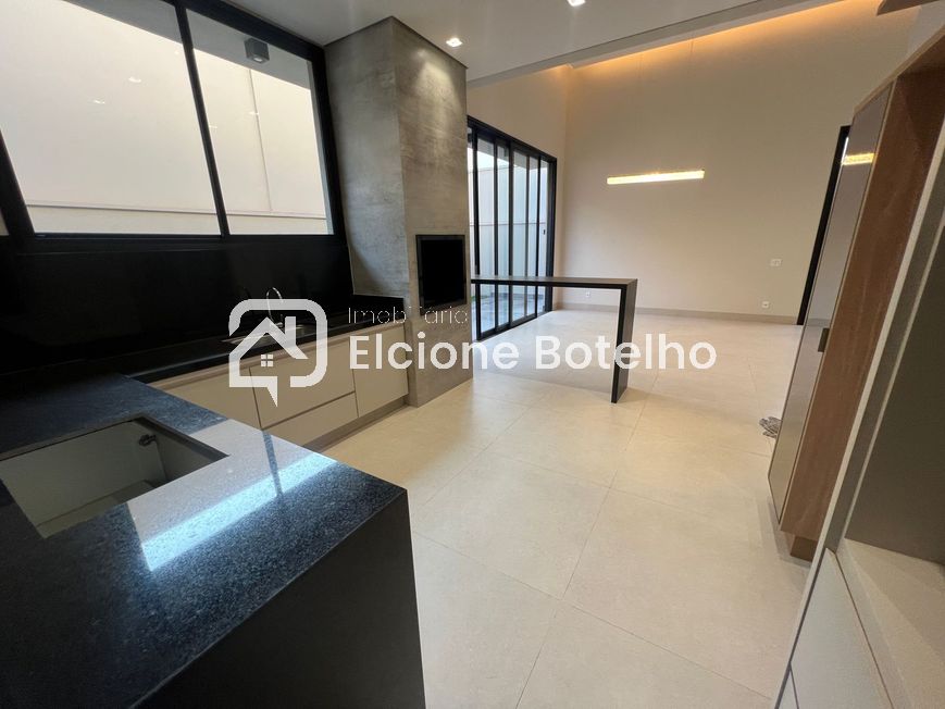 CASA DE CONDOMINIO para aluguel no NOVA UBERLANDIA: 