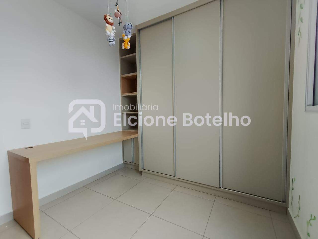 Apartamento à venda no TUBALINA: 