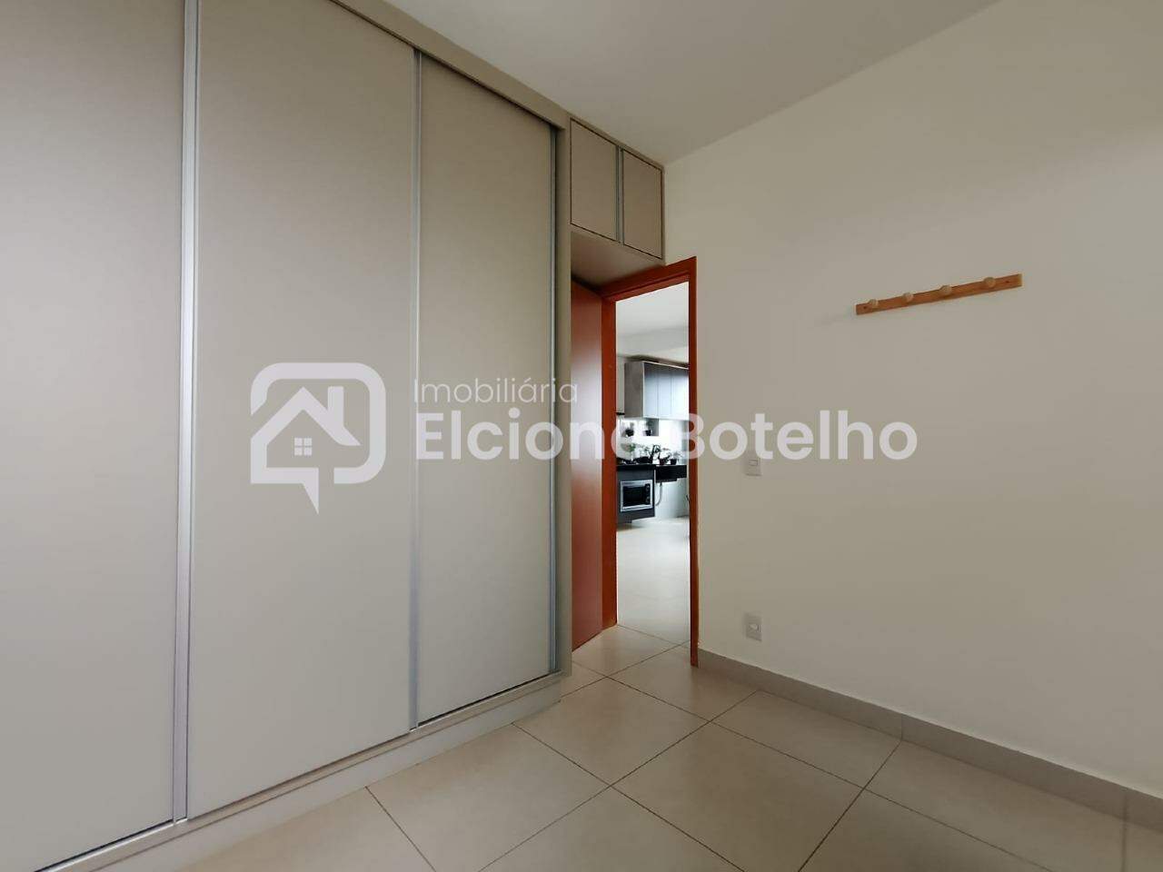 Apartamento à venda no TUBALINA: 