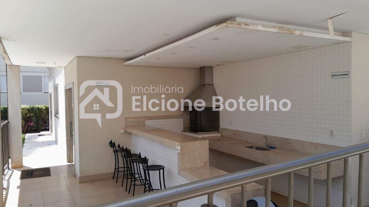Apartamento à venda no CHACARAS TUBALINA E QUARTEL: 