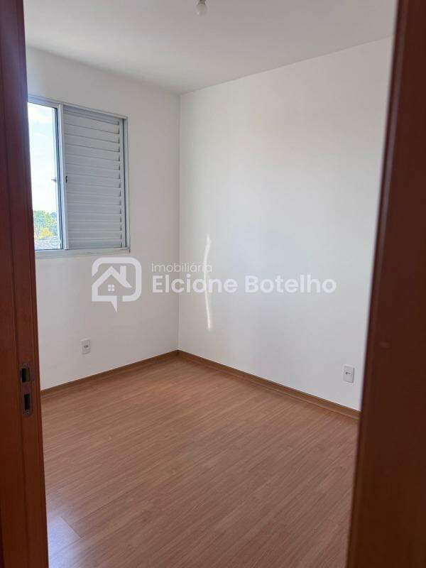 Apartamento à venda no LARANJEIRAS: 