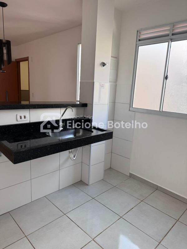 Apartamento à venda no LARANJEIRAS: 