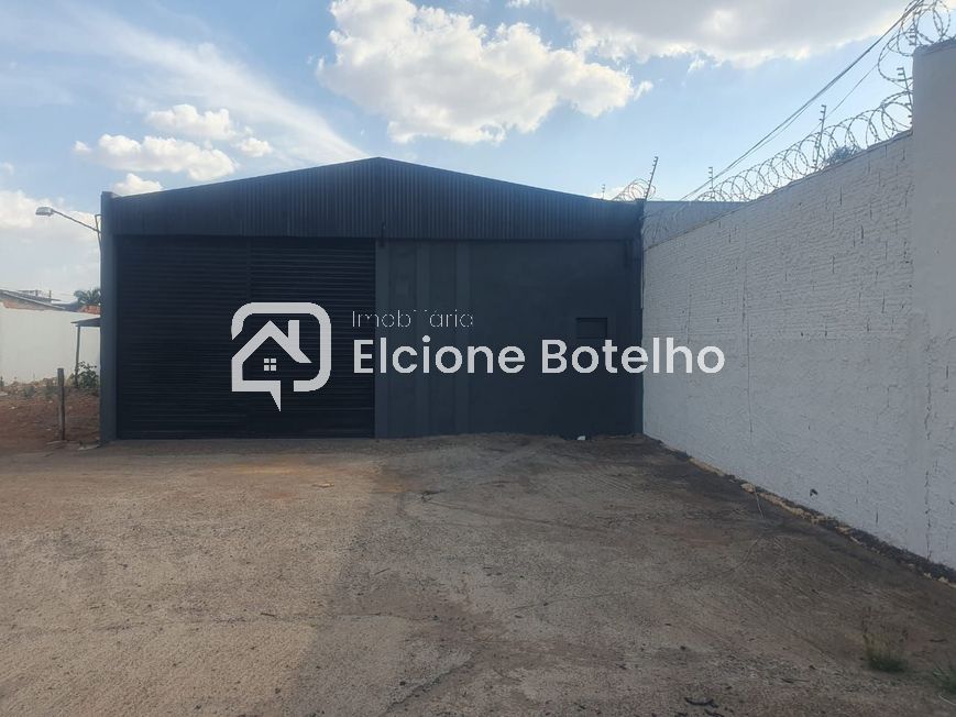 Galpão para aluguel no MARTA HELENA: 