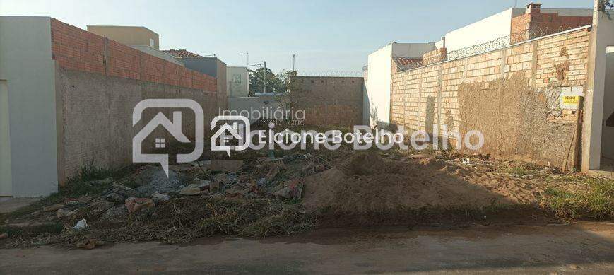 Terreno à venda no LARANJEIRAS: 