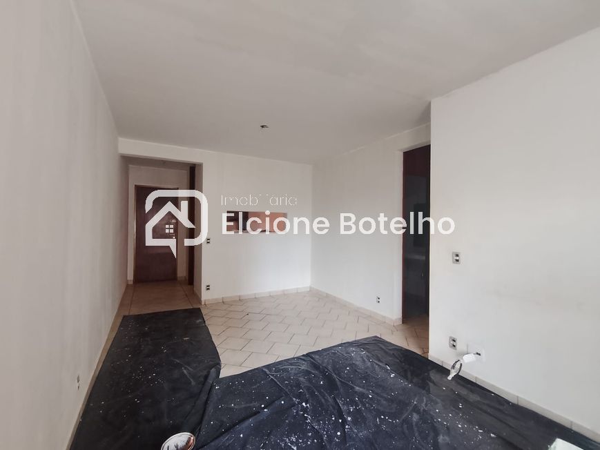 Apartamento para aluguel no SARAIVA: 