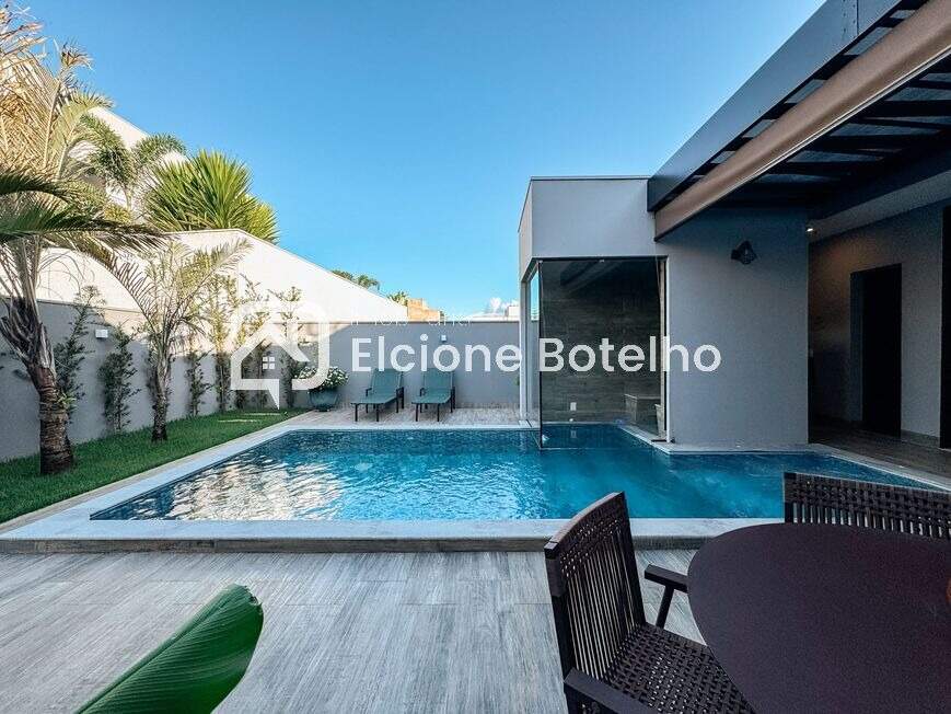 Casa de Condomínio à venda no GRANJA MARILEUSA: 