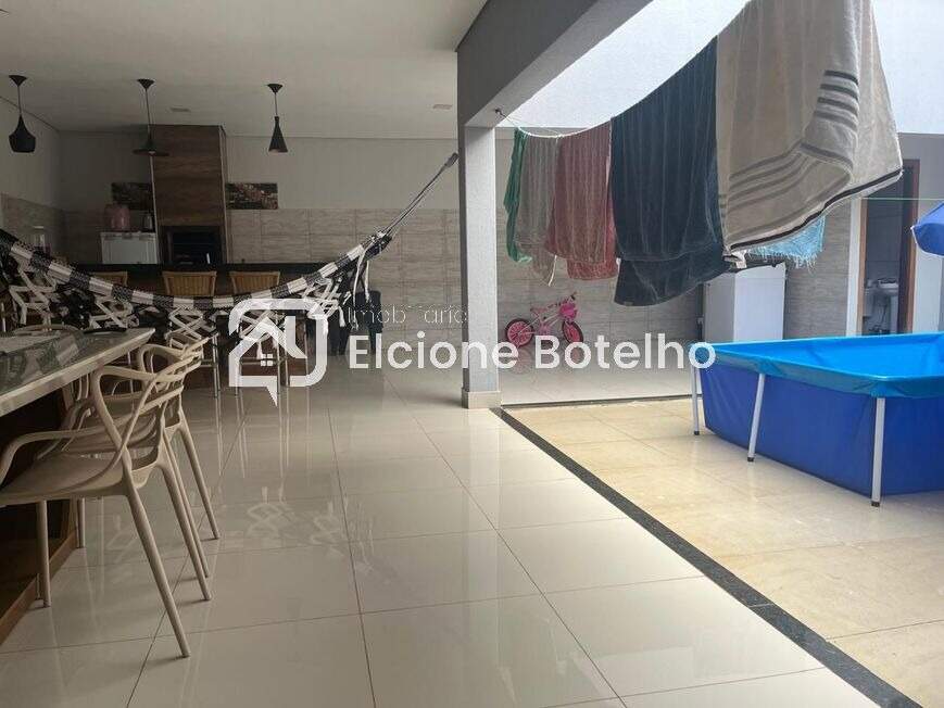Casa à venda no NOVA UBERLANDIA: 