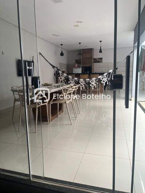 Casa à venda no NOVA UBERLANDIA: 
