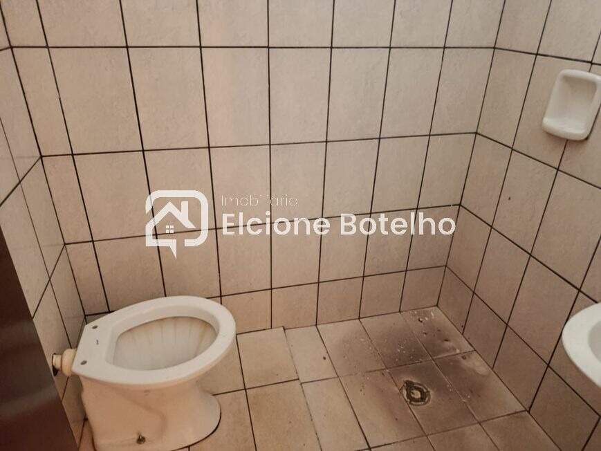 Casa à venda no OSVALDO REZENDE: 