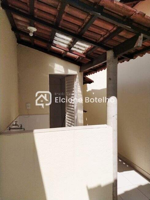 Casa à venda no OSVALDO REZENDE: 