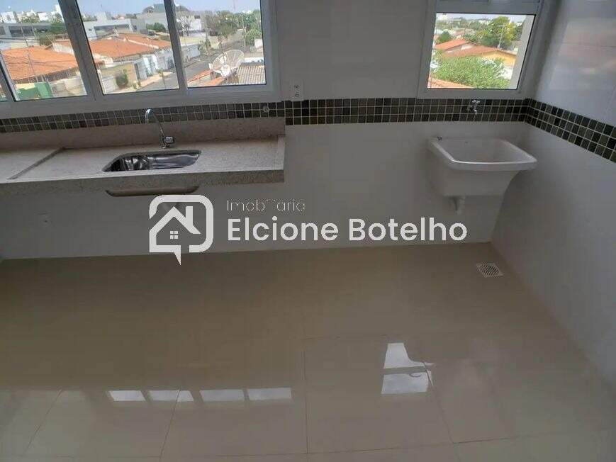 Apartamento à venda no PAMPULHA: 