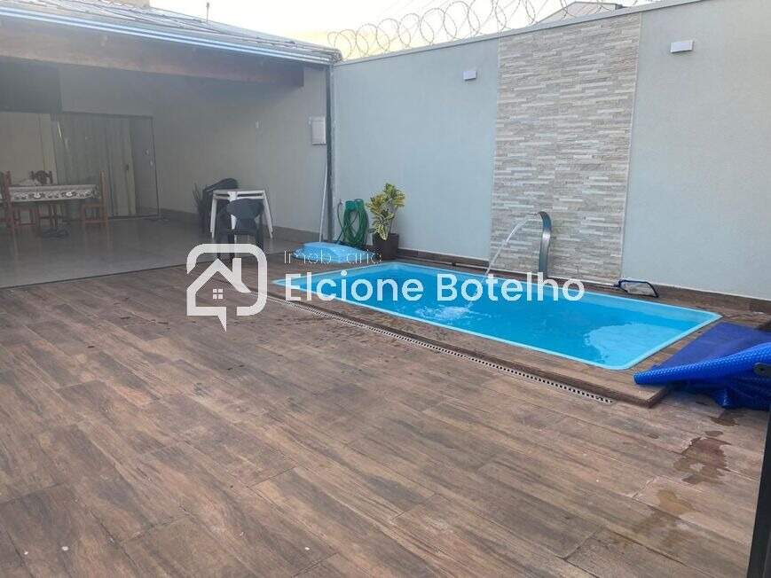 Casa à venda no JARDIM BRASILIA: 