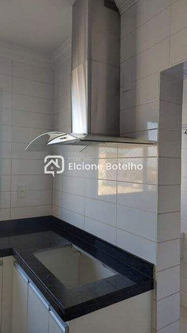 Apartamento à venda no SANTA MONICA: 