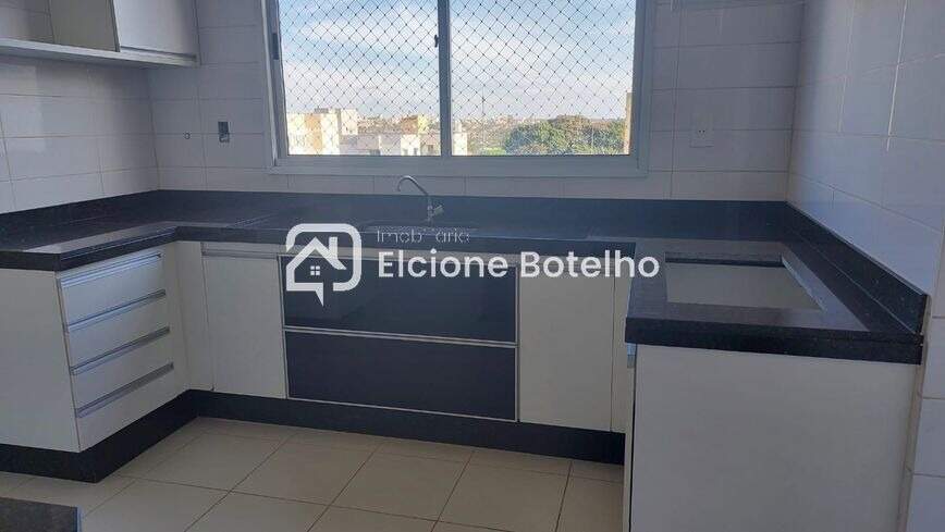 Apartamento à venda no SANTA MONICA: 