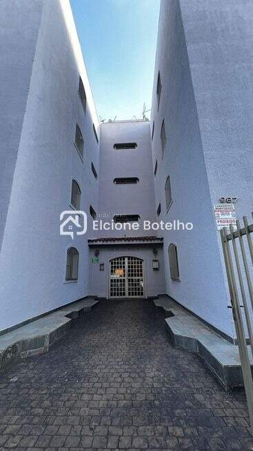 Apartamento à venda no DANIEL FONSECA: 