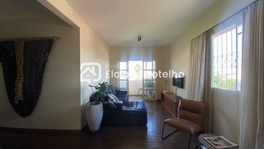 Apartamento à venda no OSVALDO REZENDE: 