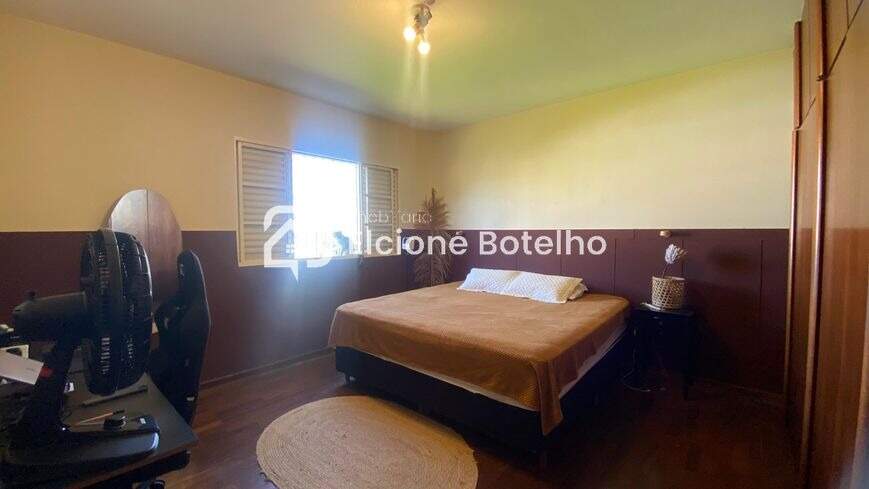 Apartamento à venda no OSVALDO REZENDE: 