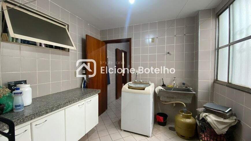 Apartamento à venda no OSVALDO REZENDE: 