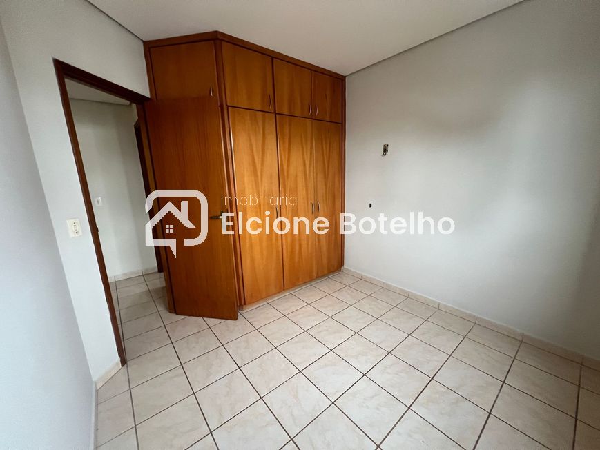 Apartamento para aluguel no SARAIVA: 