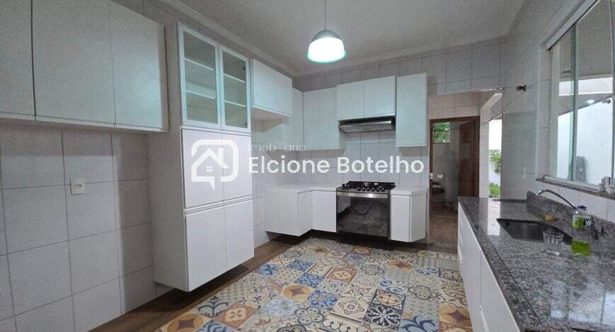 Casa para aluguel no VIGILATO PEREIRA: 
