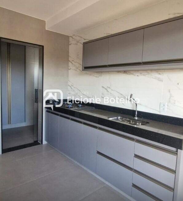Apartamento à venda no NOSSA SENHORA APARECIDA: 