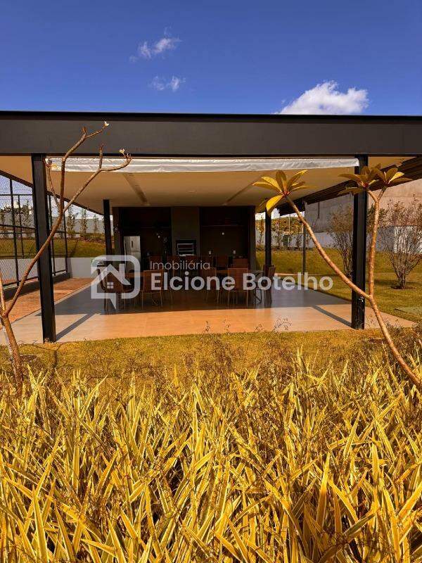 Casa de Condomínio à venda no LOTEAMENTO PORTAL DO VALE II: 