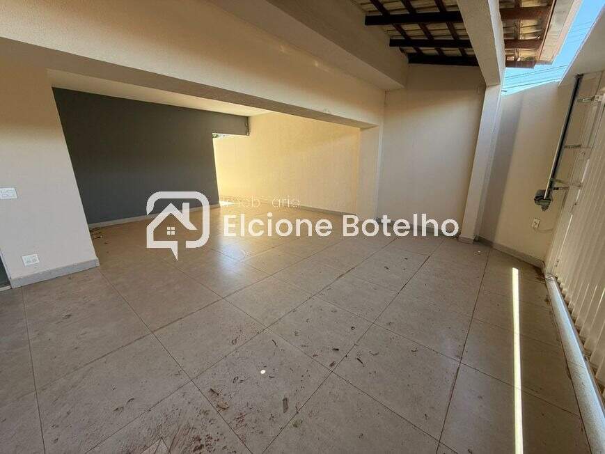 Casa à venda no SANTA MONICA: 