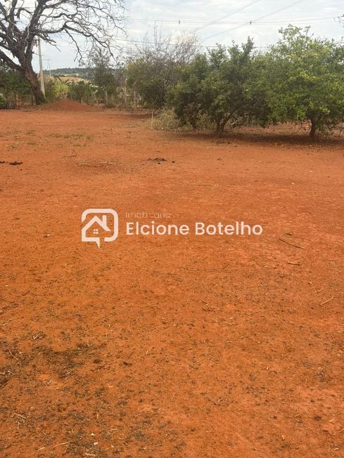 TERRENO à venda no SETOR CHÁCARAS: 