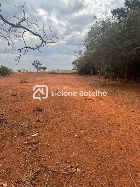 TERRENO à venda no SETOR CHÁCARAS: 