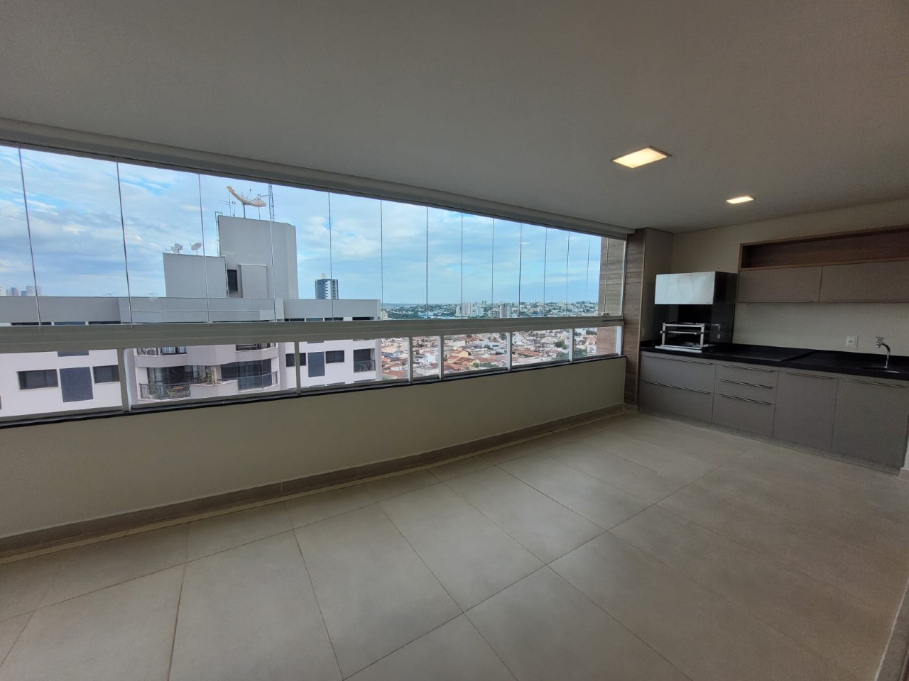 Apartamento para aluguel no OSVALDO REZENDE: 