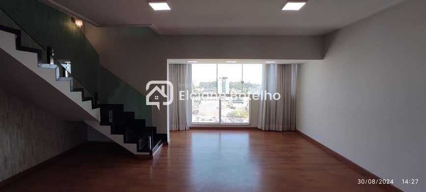 Cobertura à venda no SARAIVA: 