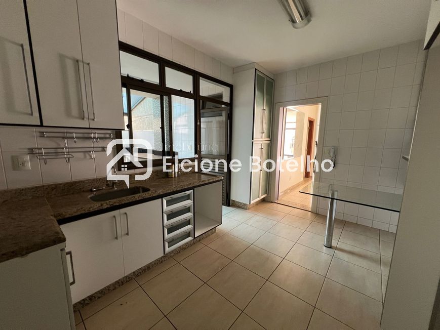 Apartamento para aluguel no OSVALDO REZENDE: 