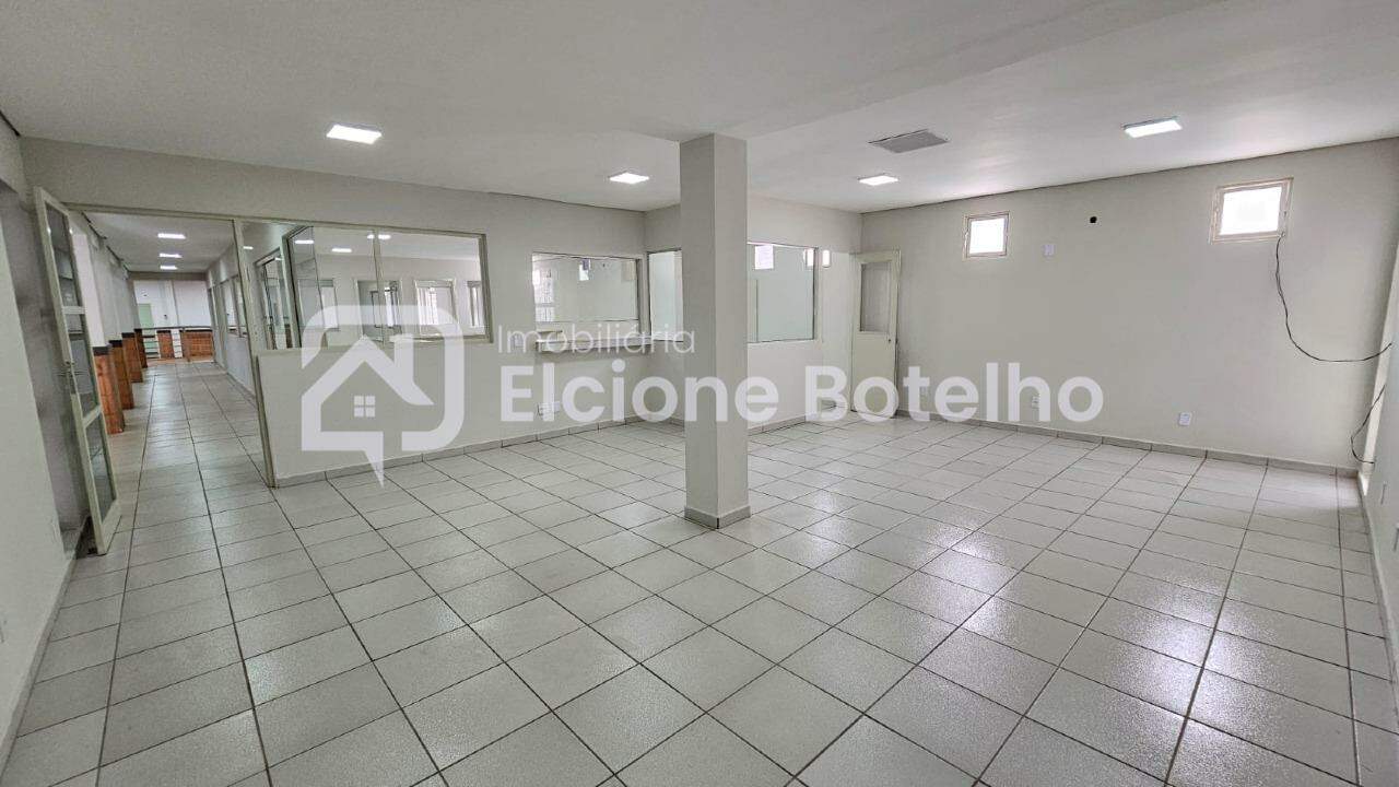 Prédio Comercial para aluguel no Centro: 
