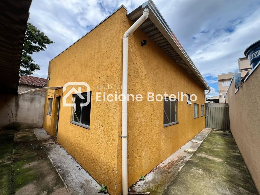 CASA COMERCIAL à venda no MARTINS: 