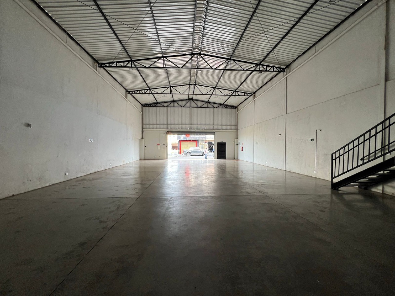 BARRACÃO para aluguel no BRASIL: 