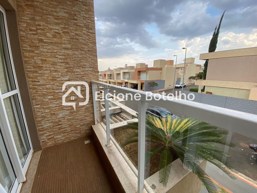 CASA DE CONDOMINIO para aluguel no GRANJA MARILEUSA: 